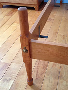 bed leg
